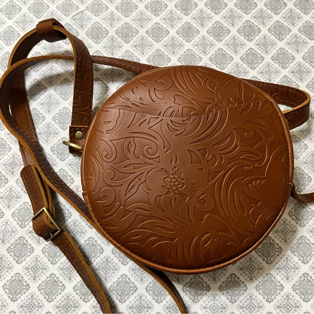 NWOT Portland Leather Brown Crossbody Bag with Embossed Design